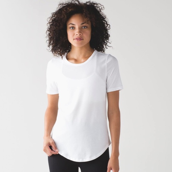 lululemon athletica Tops - 🍋 Lululemon Love Tee Short Sleeve Crew Sz. 4/6